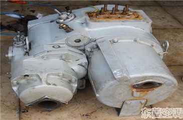 開利30HXC400A壓縮機(jī)噪音大維修